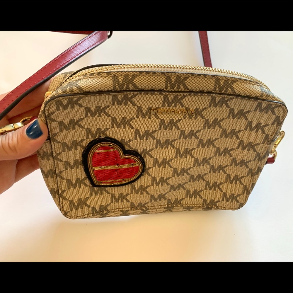 Michael Kors Multi Color heart patch crossbody bag